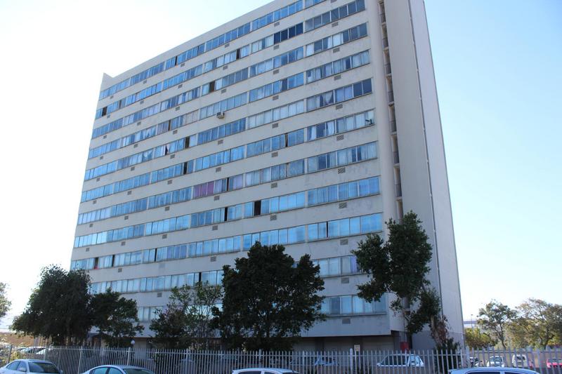1 Bedroom Property for Sale in Parow Western Cape